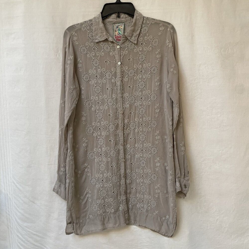 Johnny Was Tunic Top Womens XS Gray Tan Button Up Shirt Blouse Embroidered